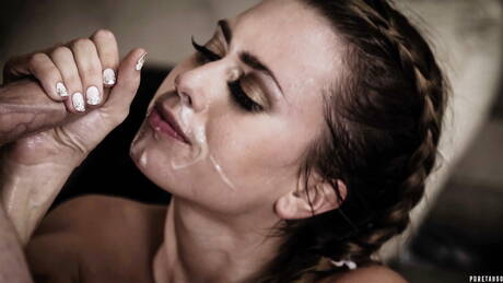 Pure Taboo offers a free picture gallery with Jill Kassidy and Dick Chibbles in porn with oldman